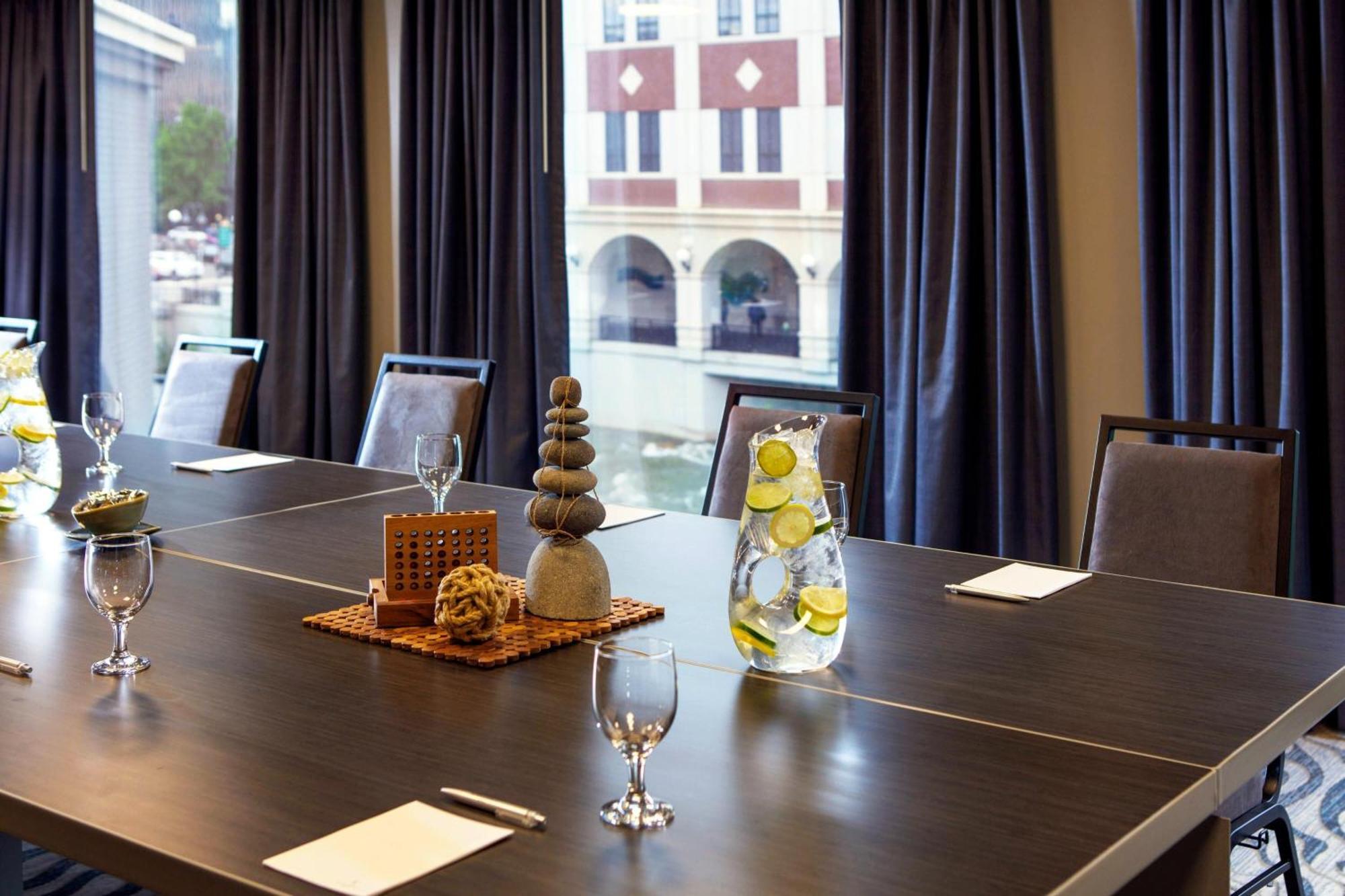 Renaissance Reno Downtown Hotel & Spa Buitenkant foto