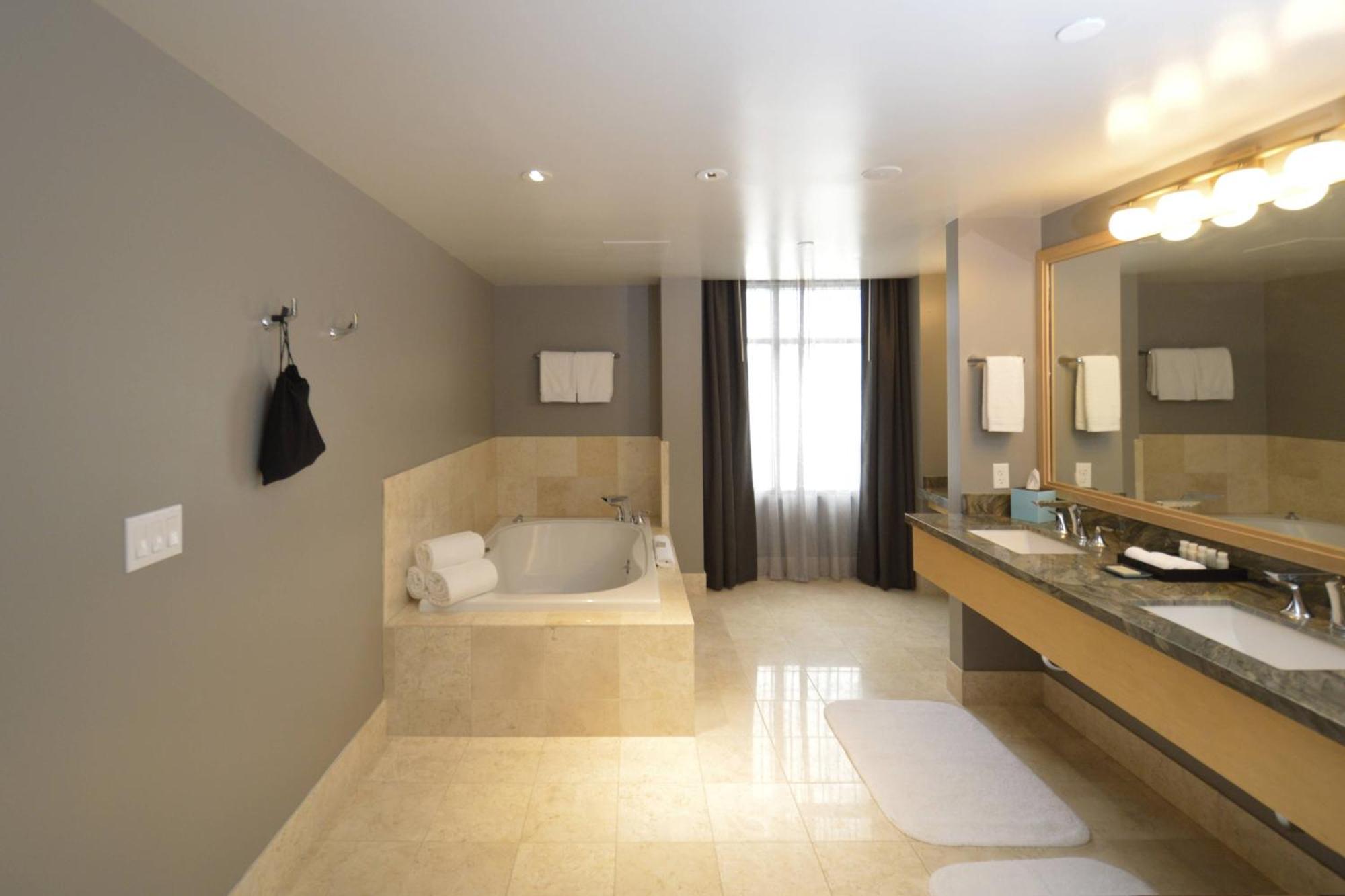 Renaissance Reno Downtown Hotel & Spa Buitenkant foto